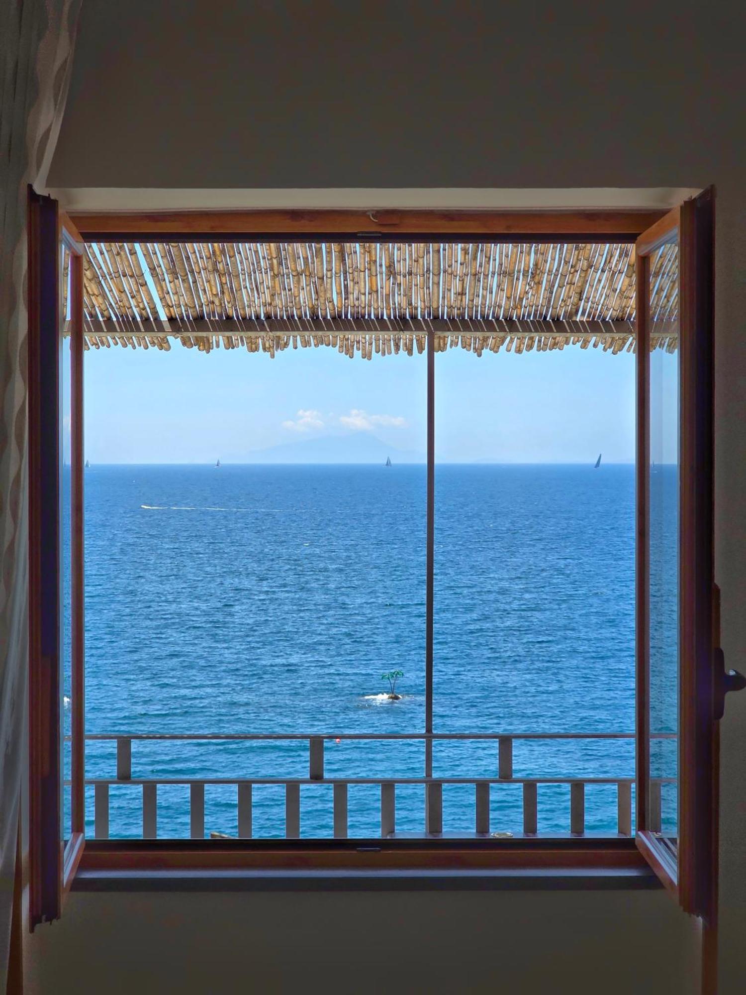 Bed and Breakfast Oasi Relais Vico Equense Esterno foto