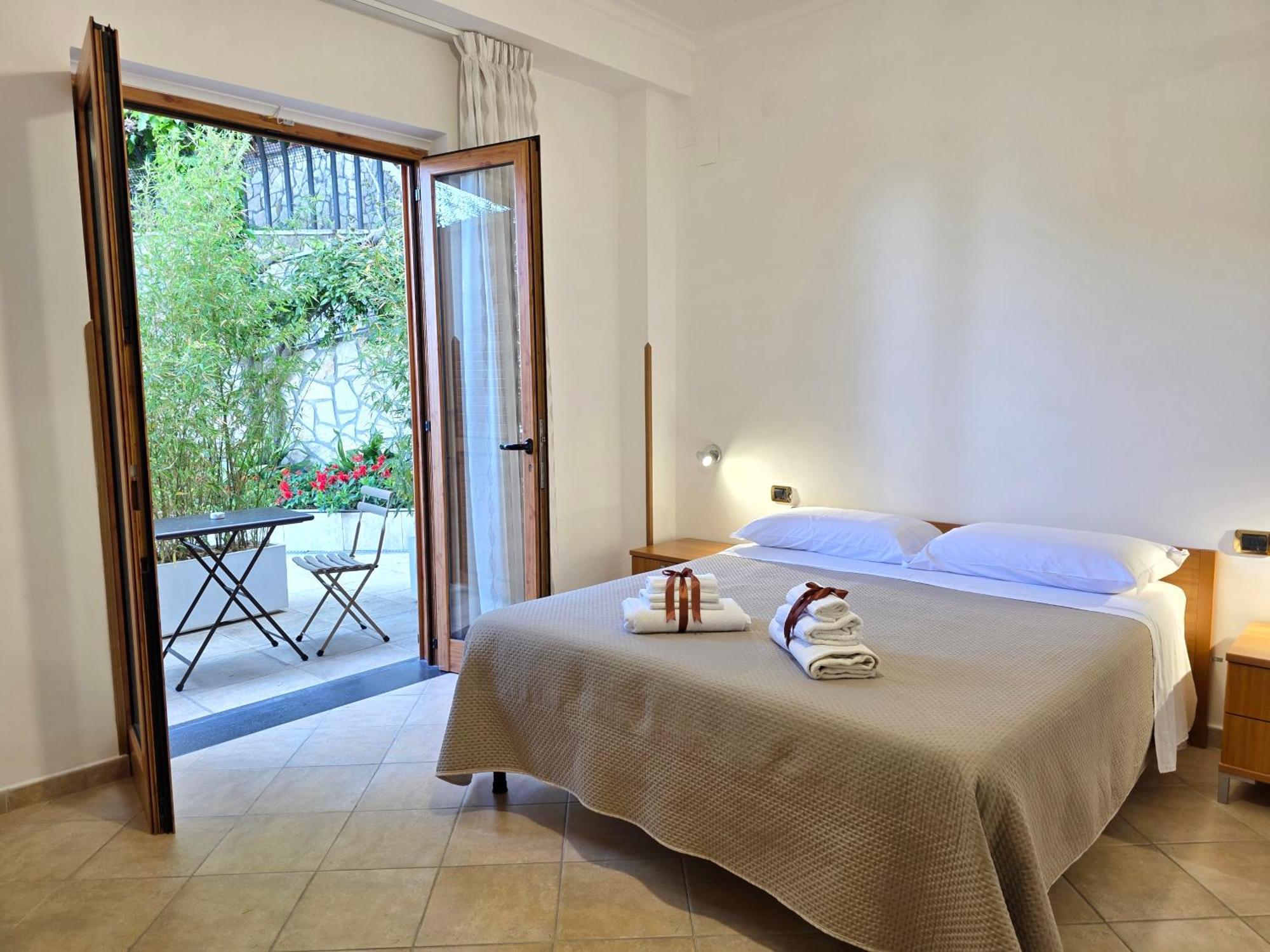 Bed and Breakfast Oasi Relais Vico Equense Esterno foto